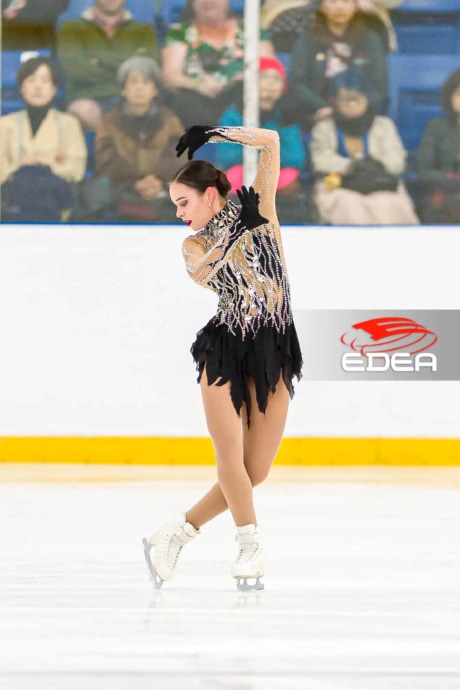 Ice Gallery Skates U.S.
